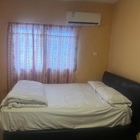 Debora Guest House Freetown Ngoại thất bức ảnh