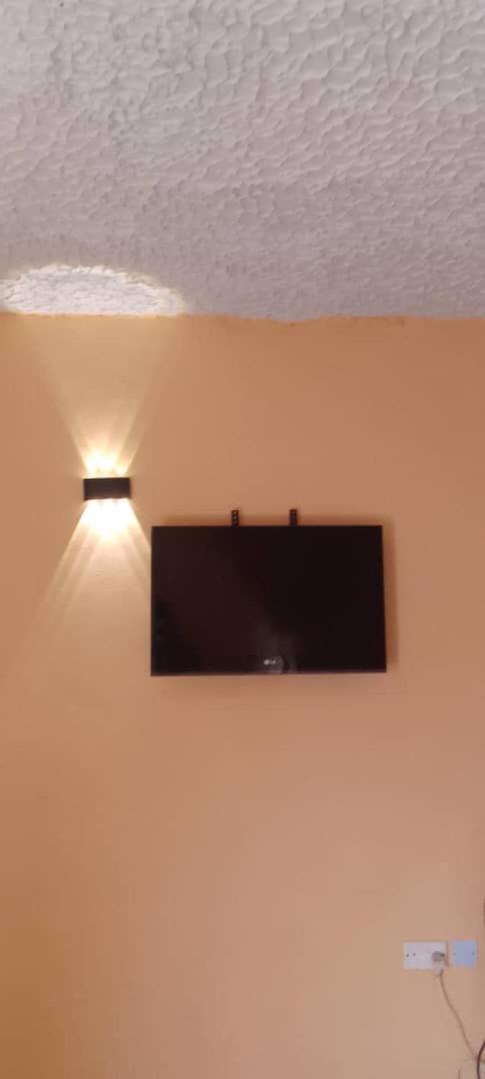 Debora Guest House Freetown Ngoại thất bức ảnh